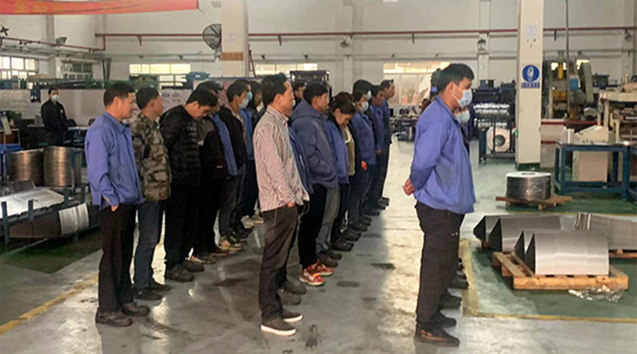 保健康 趕生產！金環電器早會叮囑員工注意防疫