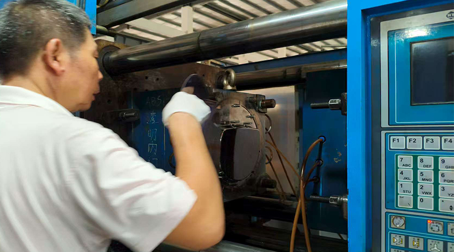 品質(zhì)鑄就信賴,服務(wù)成就卓越 品質(zhì)鑄就信賴,服務(wù)成就卓越